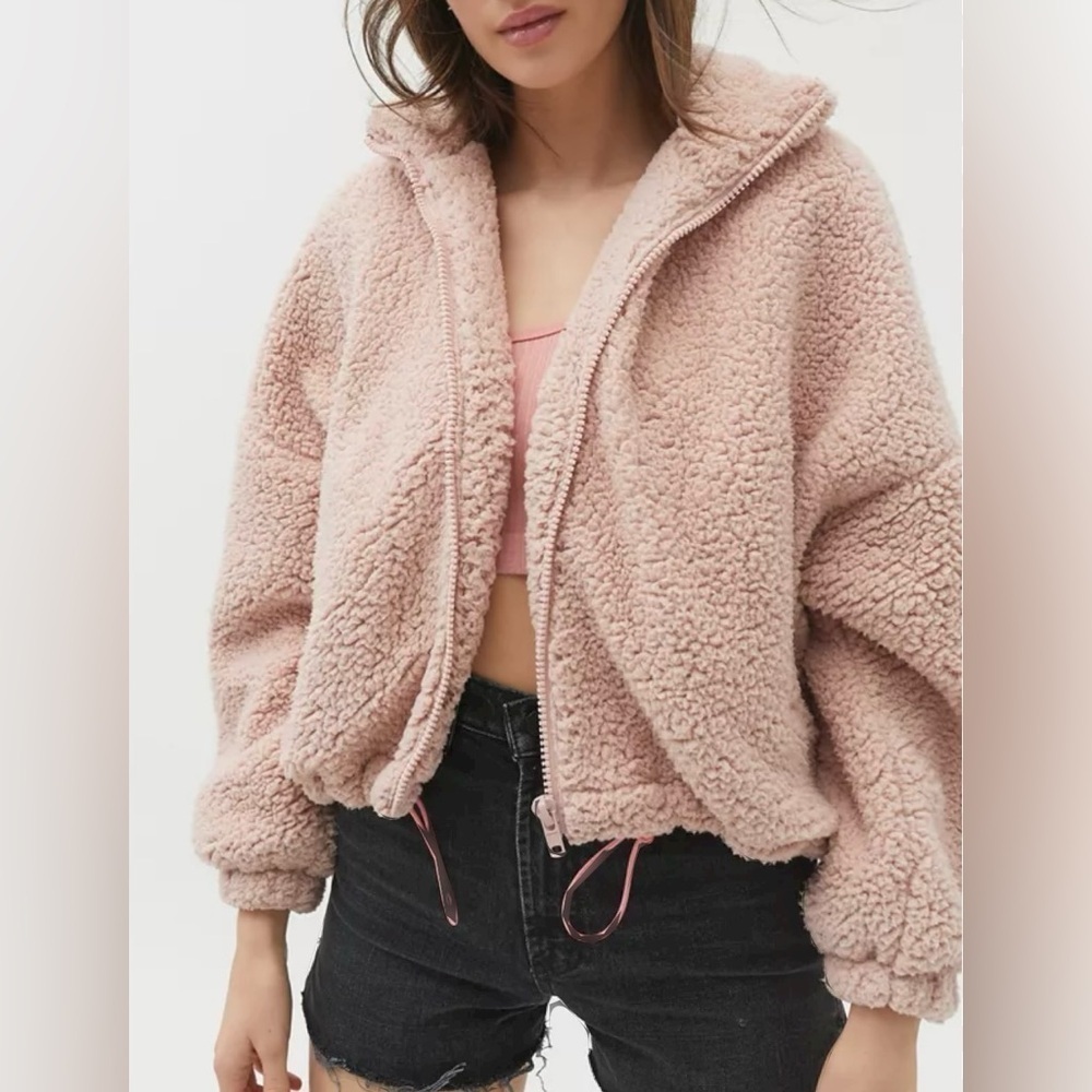 Urban Outfitters Willow Fuzzy Pink Drawstring Teddy Jacket Size Small